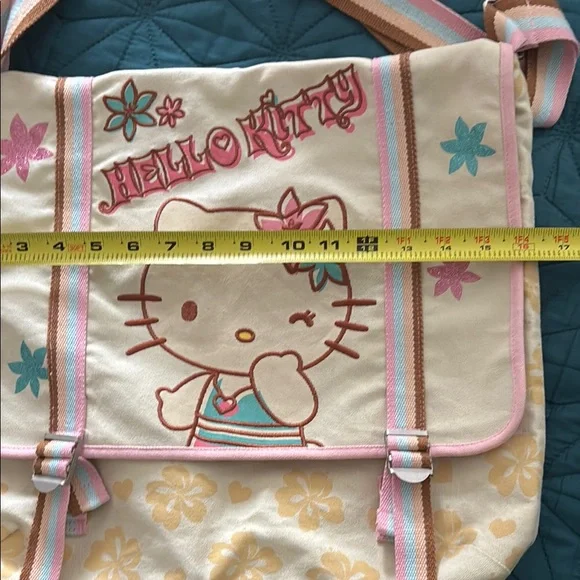 Hello Kitty Messenger Bag with Floral Accents - Picture 7 of 8